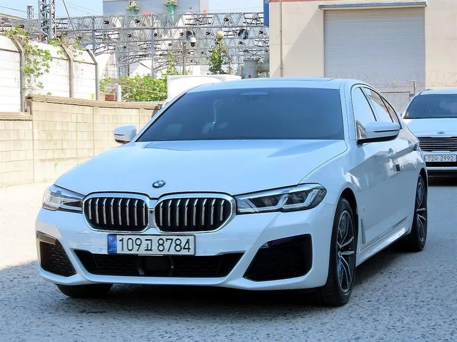 BMW 5-Series 2021 из KR, фото 4