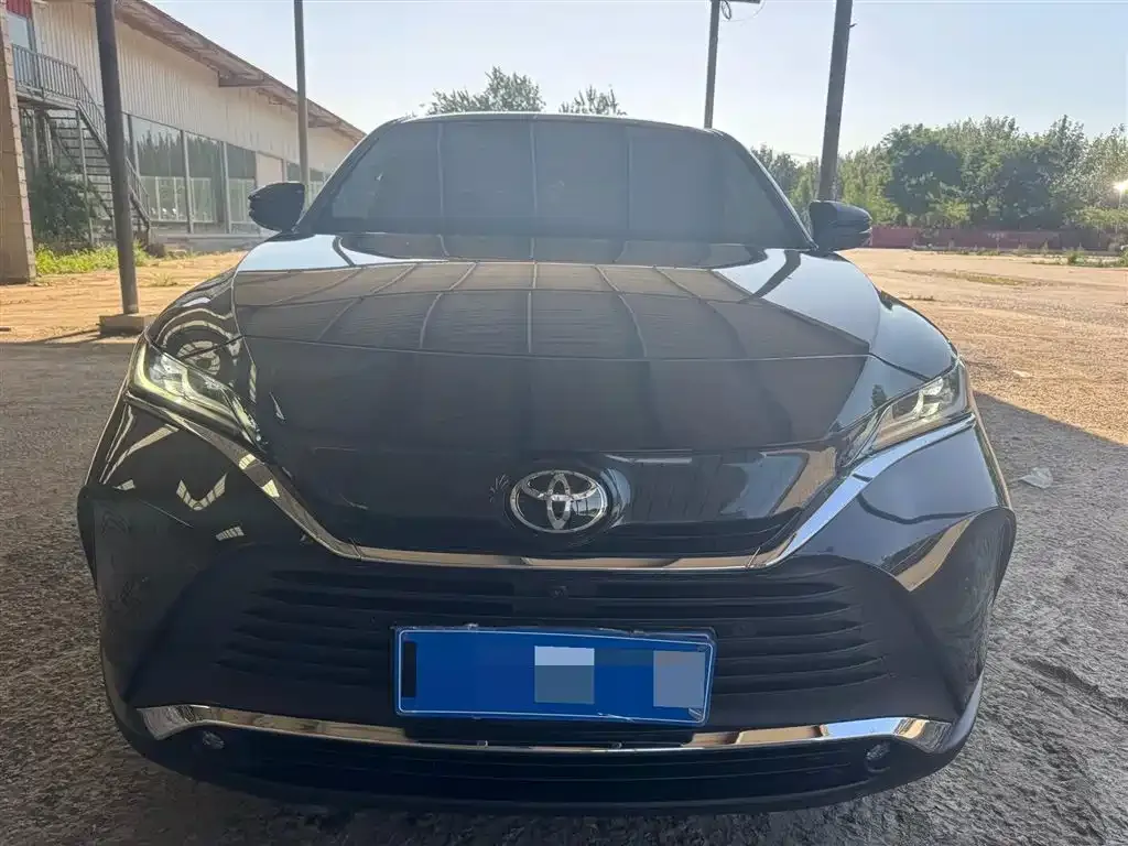 Toyota Harrier 2023 из CN, фото 4