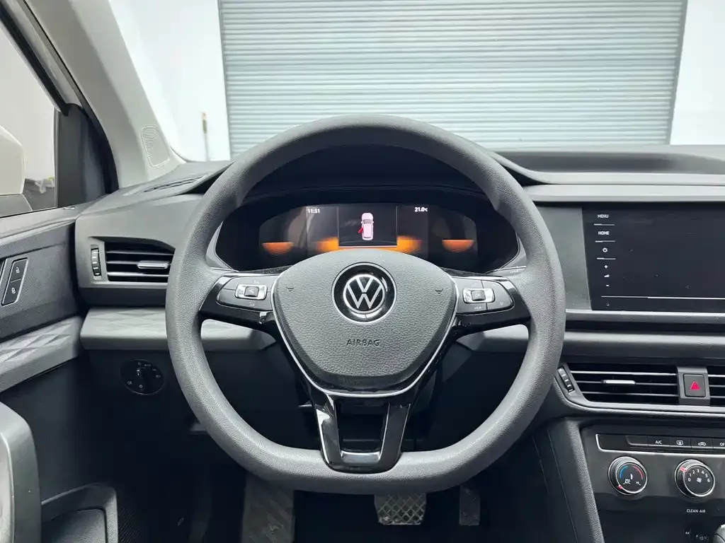 Volkswagen Tharu — фото 8