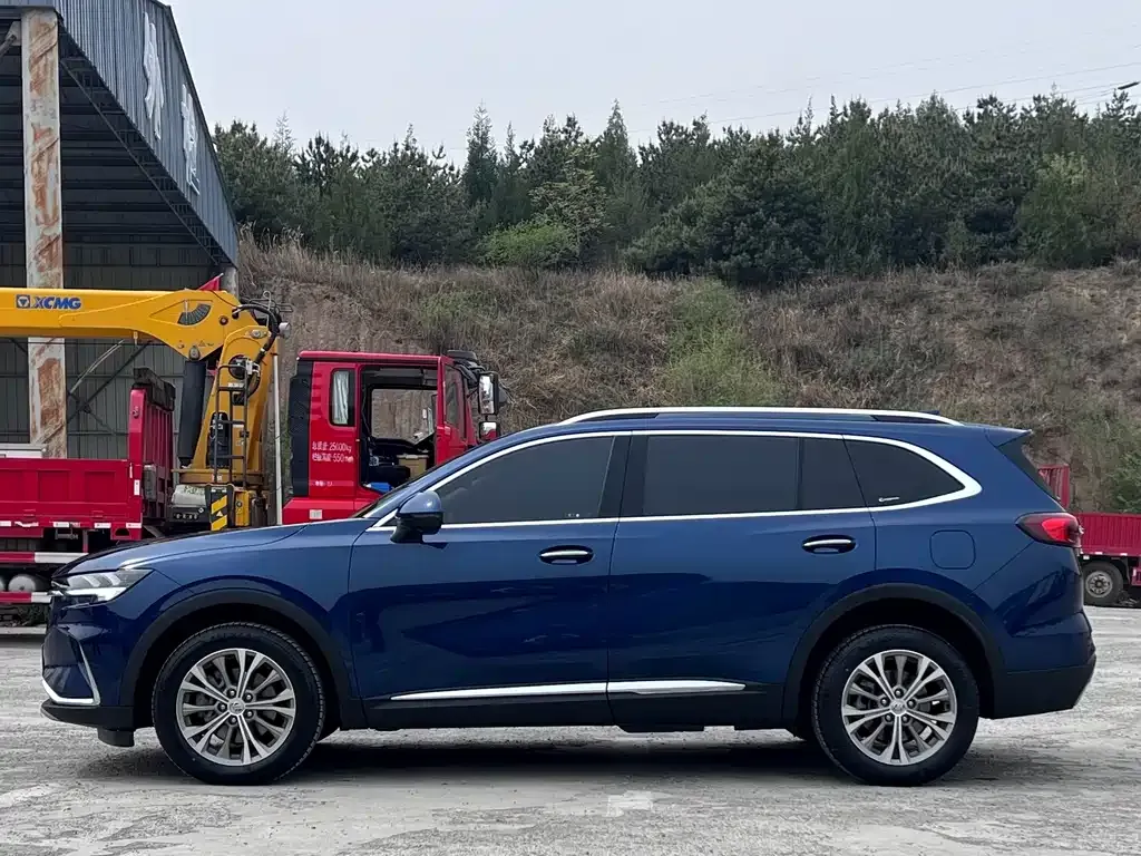 Buick Envision Plus — фото 10