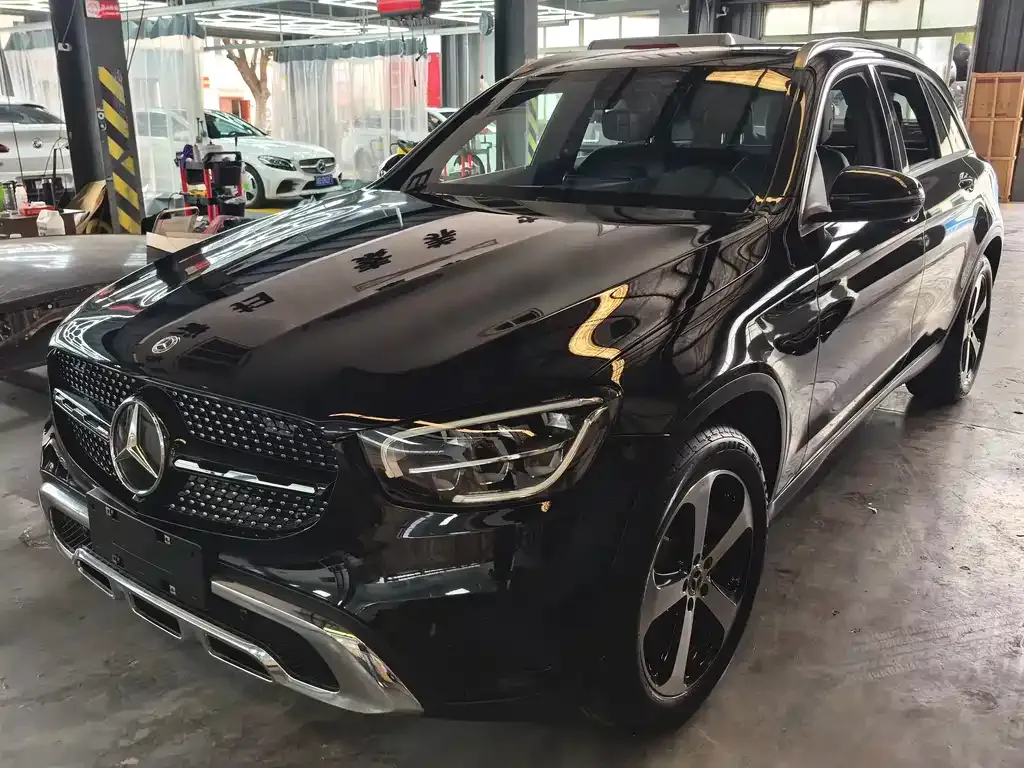 Mercedes-Benz GLC — фото 1