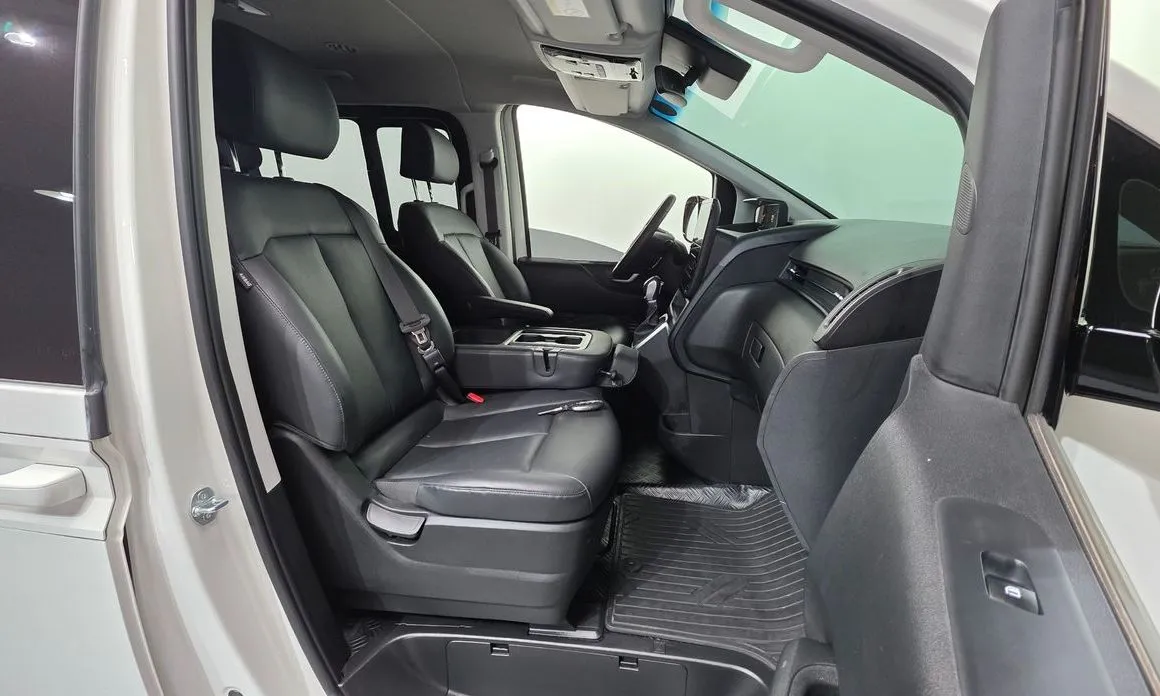 Hyundai Staria 2025 из KR, фото 7
