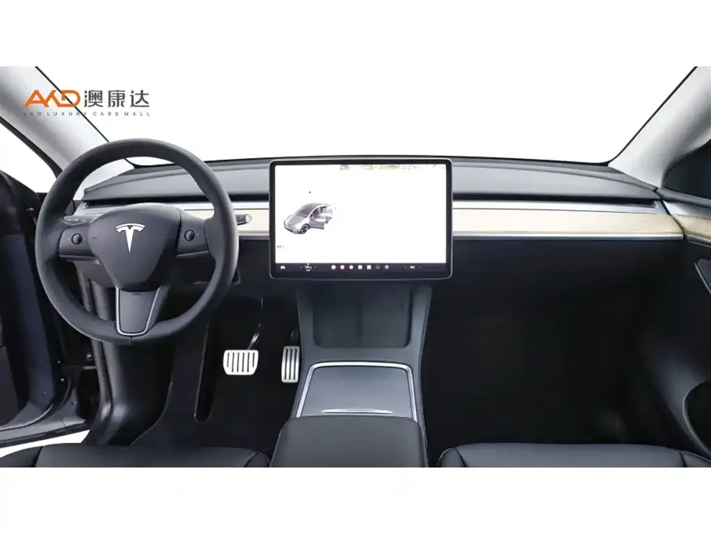 Tesla Model Y — фото 8