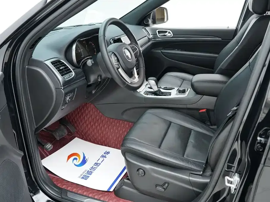 Jeep Grand Cherokee (Import) 2022 из CN, фото 7