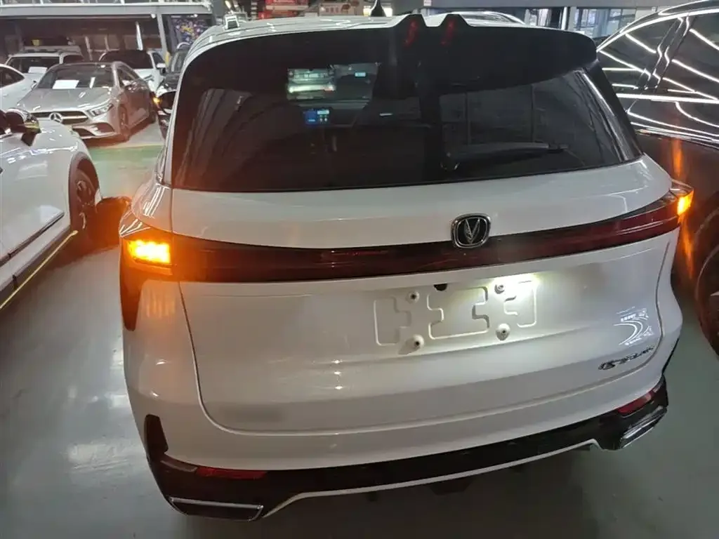 Changan CS75PLUS — фото 6