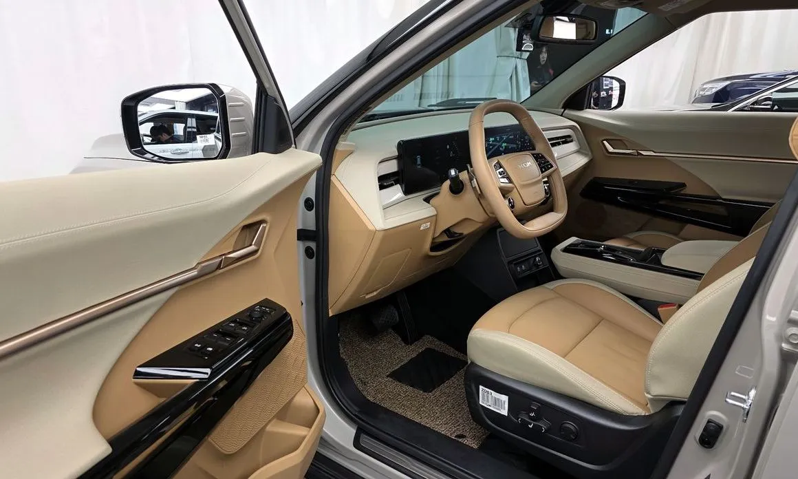 KG Mobility (Ssangyong) Actyon 2025 из KR, фото 6