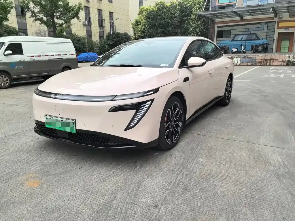 Nissan N7