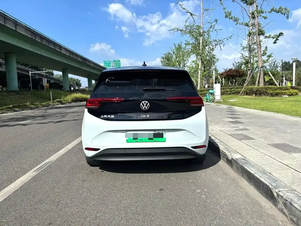 Volkswagen ID.3 2023 из CN, фото 9