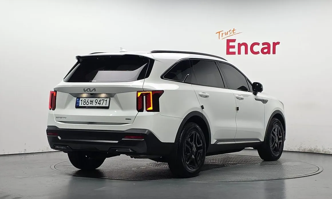Kia Sorento — фото 8