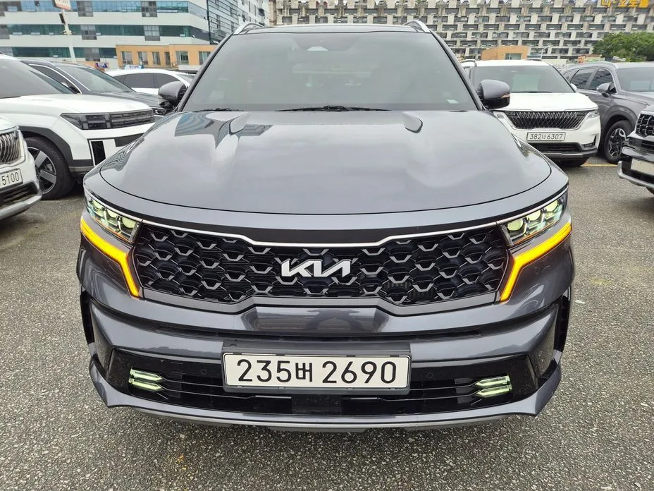 Kia Sorento 2023 из KR, фото 1
