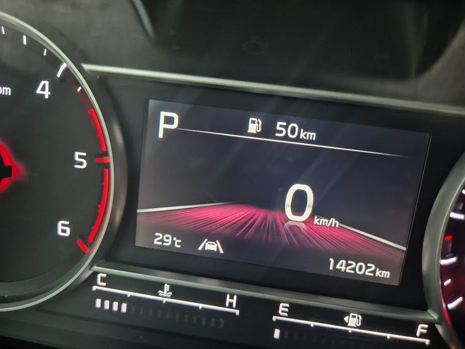Kia Sorento 2023 из KR, фото 2