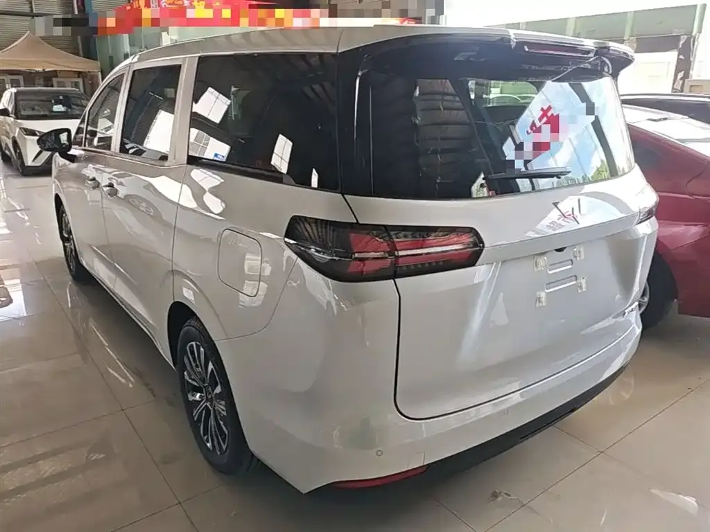 Wuling Starlight 730 New Energy 2026 из CN, фото 3