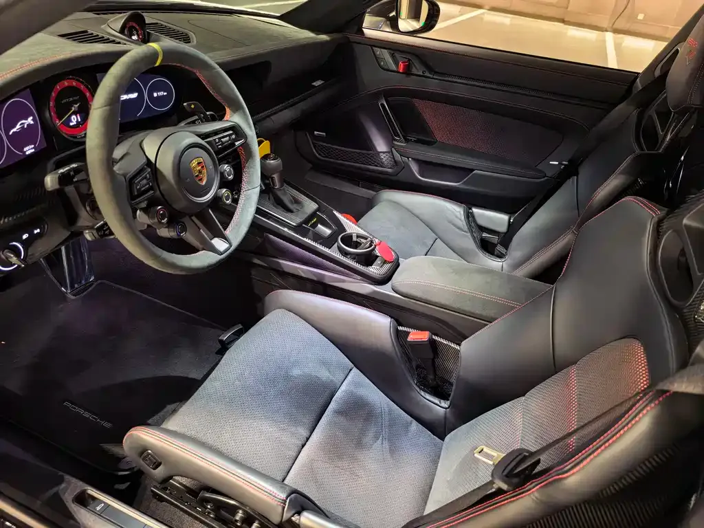 Porsche 911 2024 из CN, фото 7
