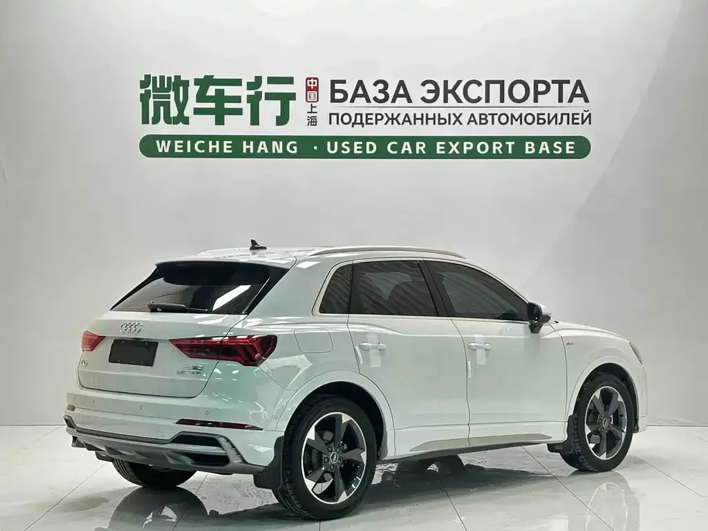 Audi Q3 — фото 10