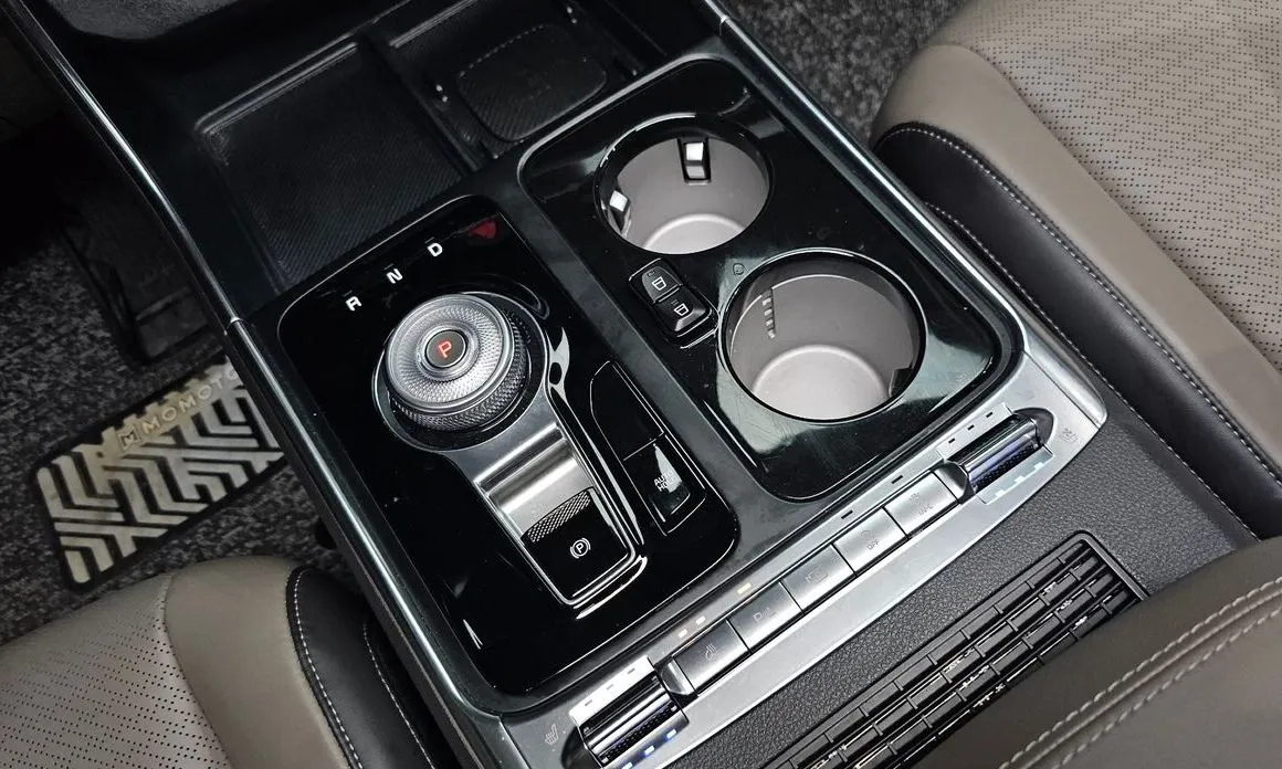 Kia Carnival 2025 из KR, фото 10