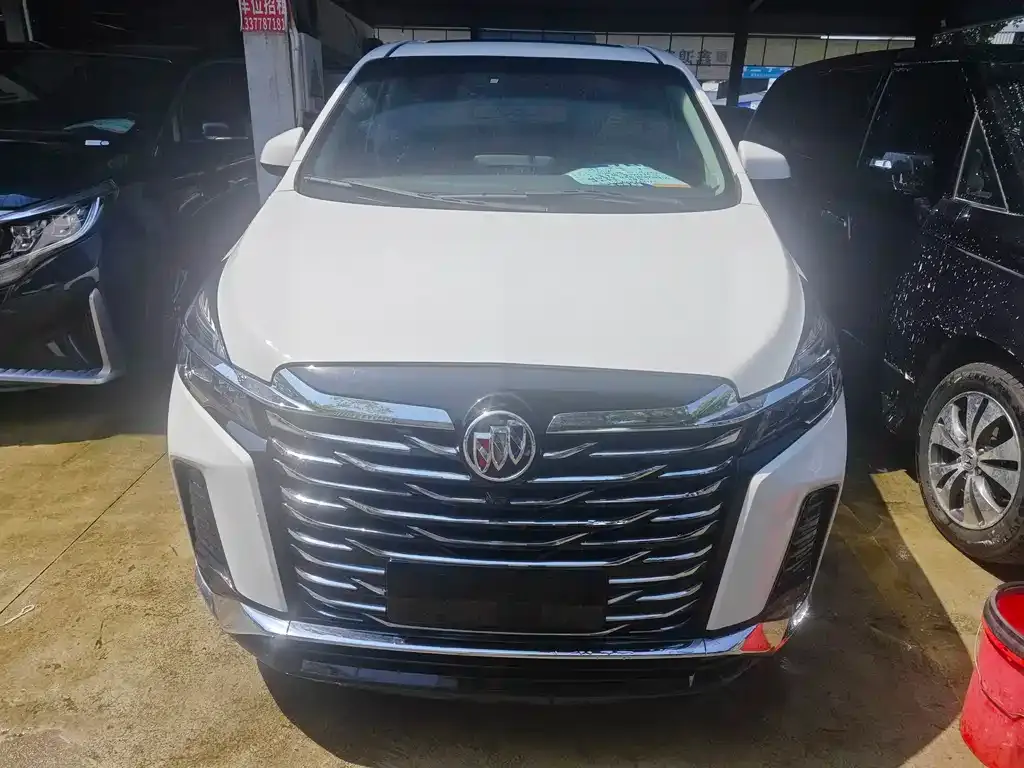 Buick GL8 2023 из CN, фото 10