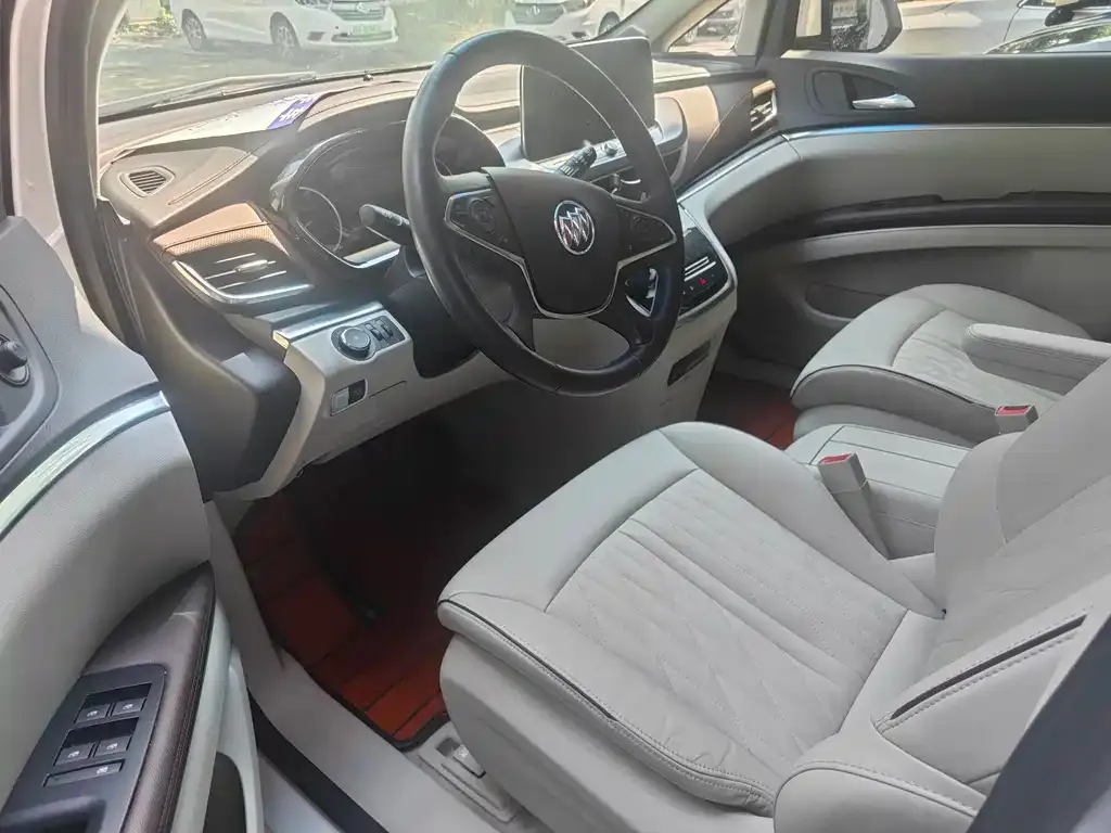 Buick GL8 2023 из CN, фото 9