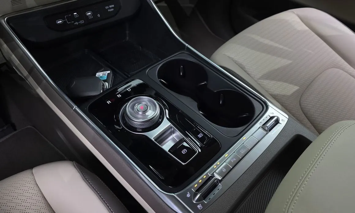 Kia Carnival 2025 из KR, фото 6