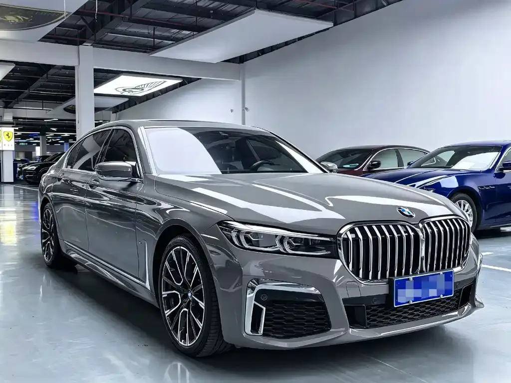 BMW 7 Series 2021 из CN, фото 4