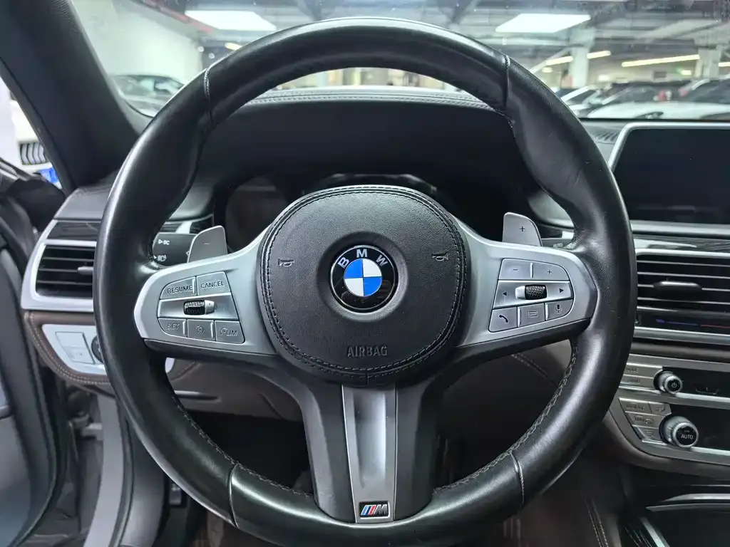 BMW 7 Series 2021 из CN, фото 2