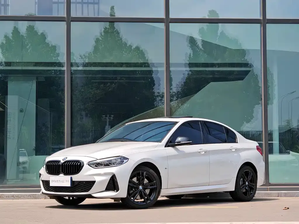 BMW 1 Series 2024 из CN, фото 10