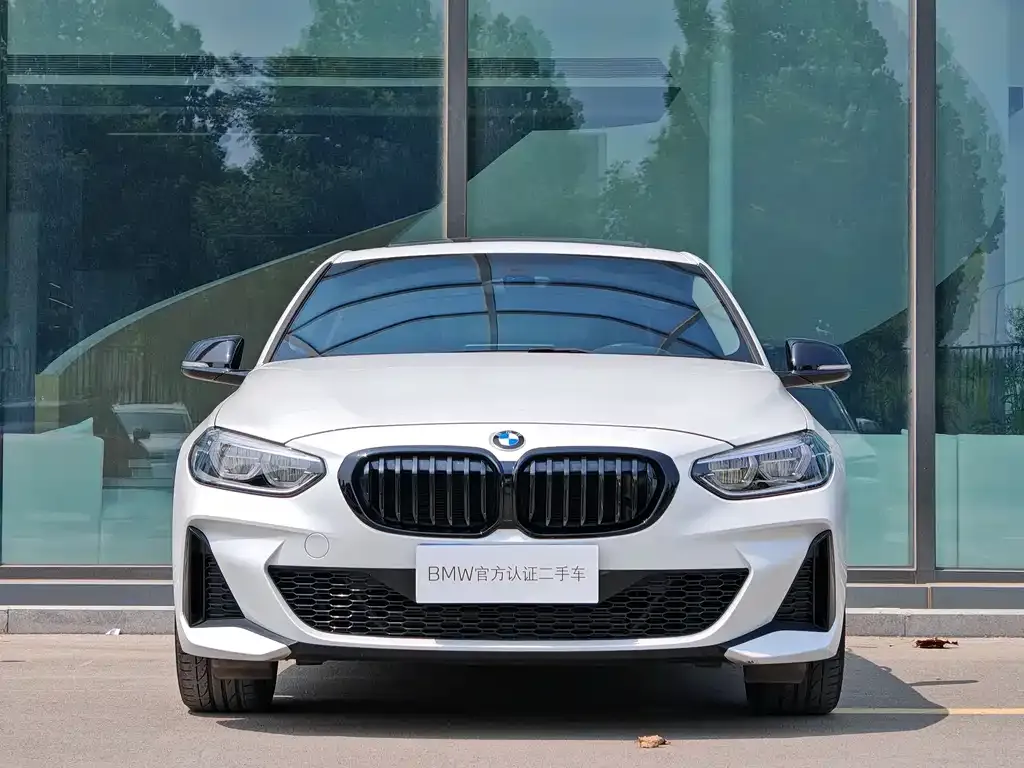 BMW 1 Series 2024 из CN, фото 9