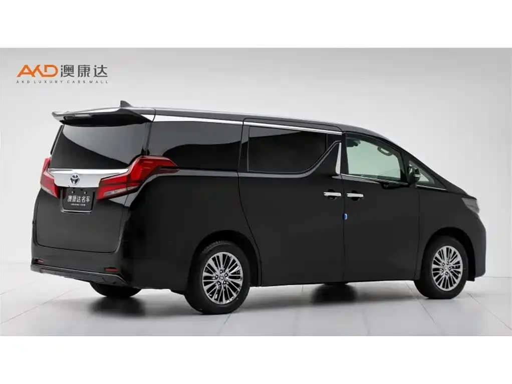 Toyota Alphard — фото 4