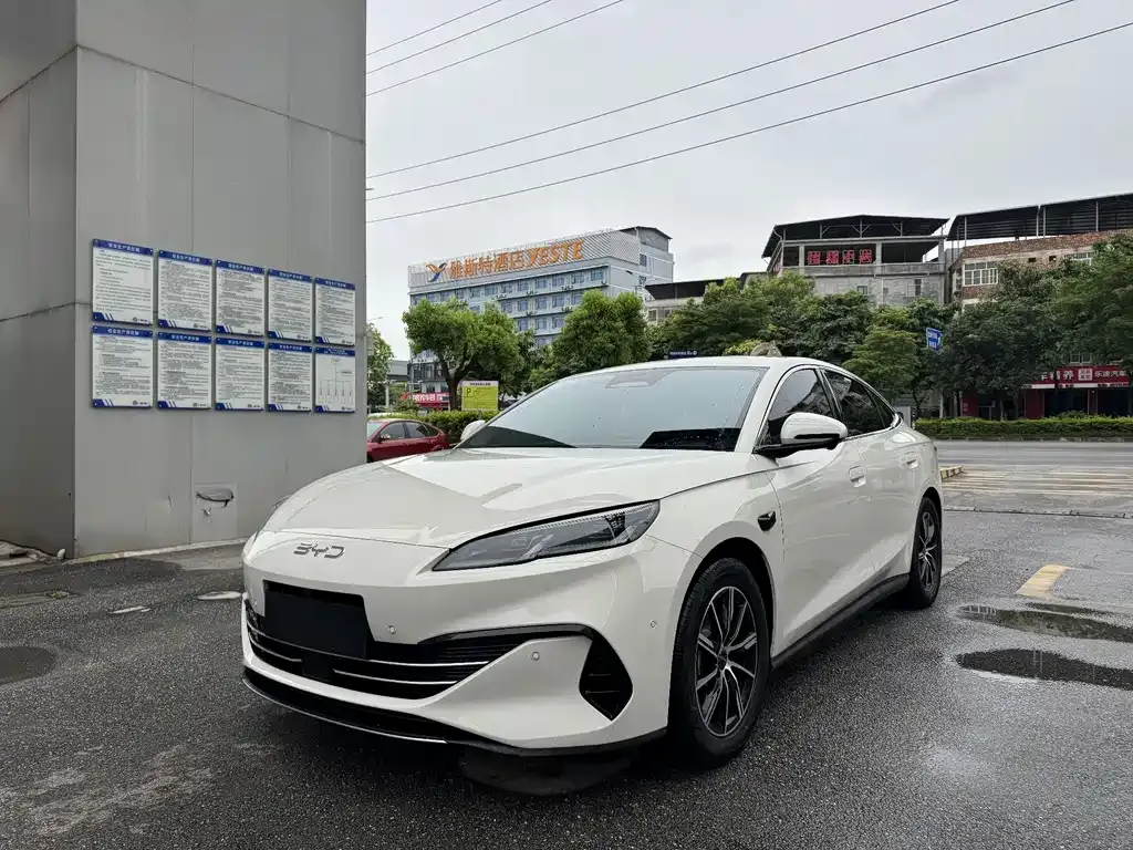BYD Seal 06 — фото 1