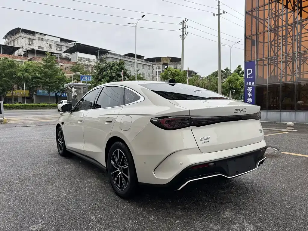 BYD Seal 06 — фото 8