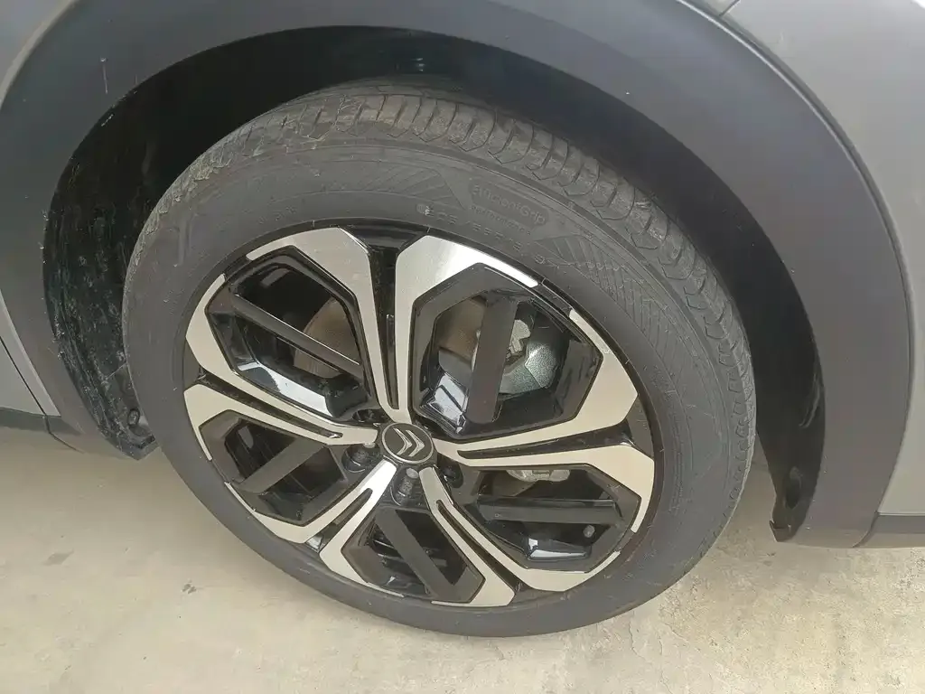 Citroen C5 X 2025 из CN, фото 10