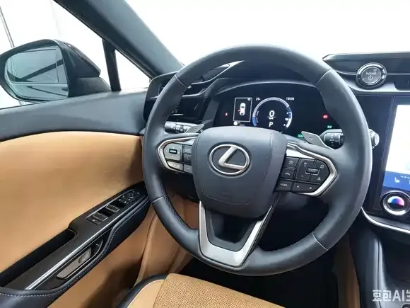 Lexus RZ 2023 из CN, фото 2