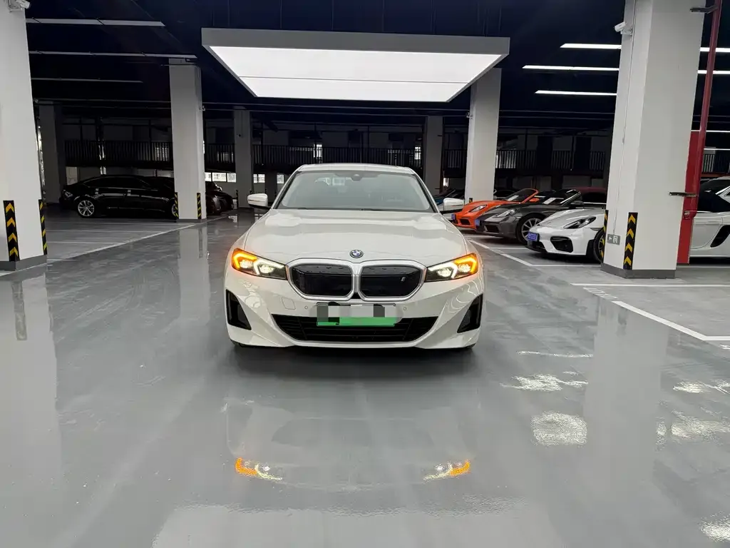 BMW i3 2024 из CN, фото 3