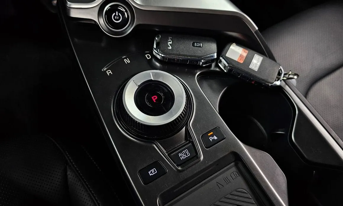 Kia EV6 2023 из KR, фото 4
