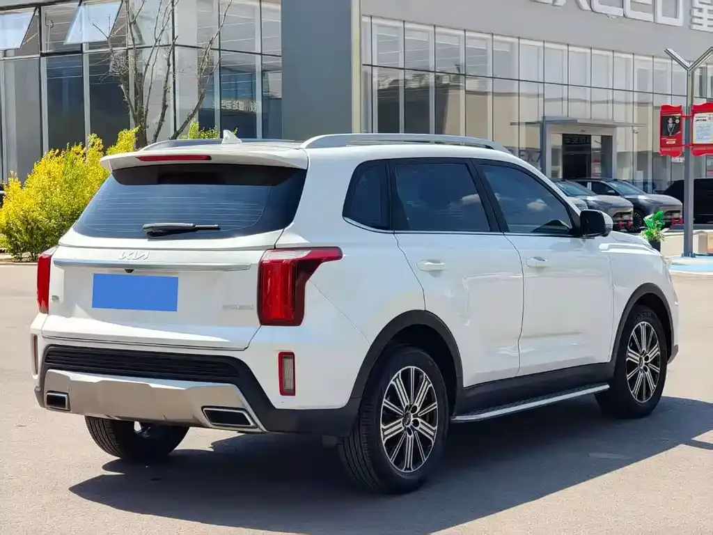 Kia Sportage 2023 из CN, фото 9