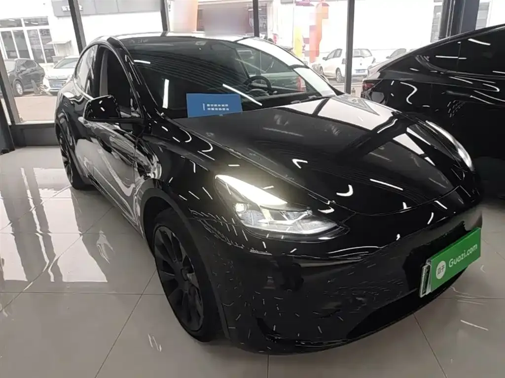Tesla Model Y — фото 7