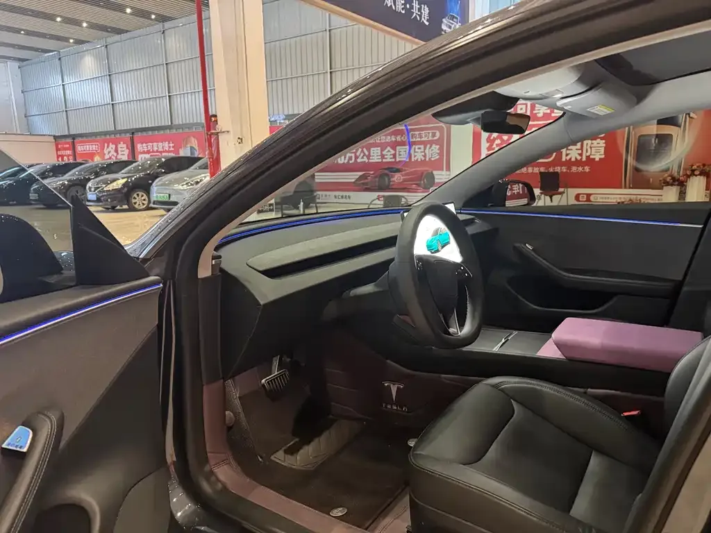 Tesla Model 3 — фото 6