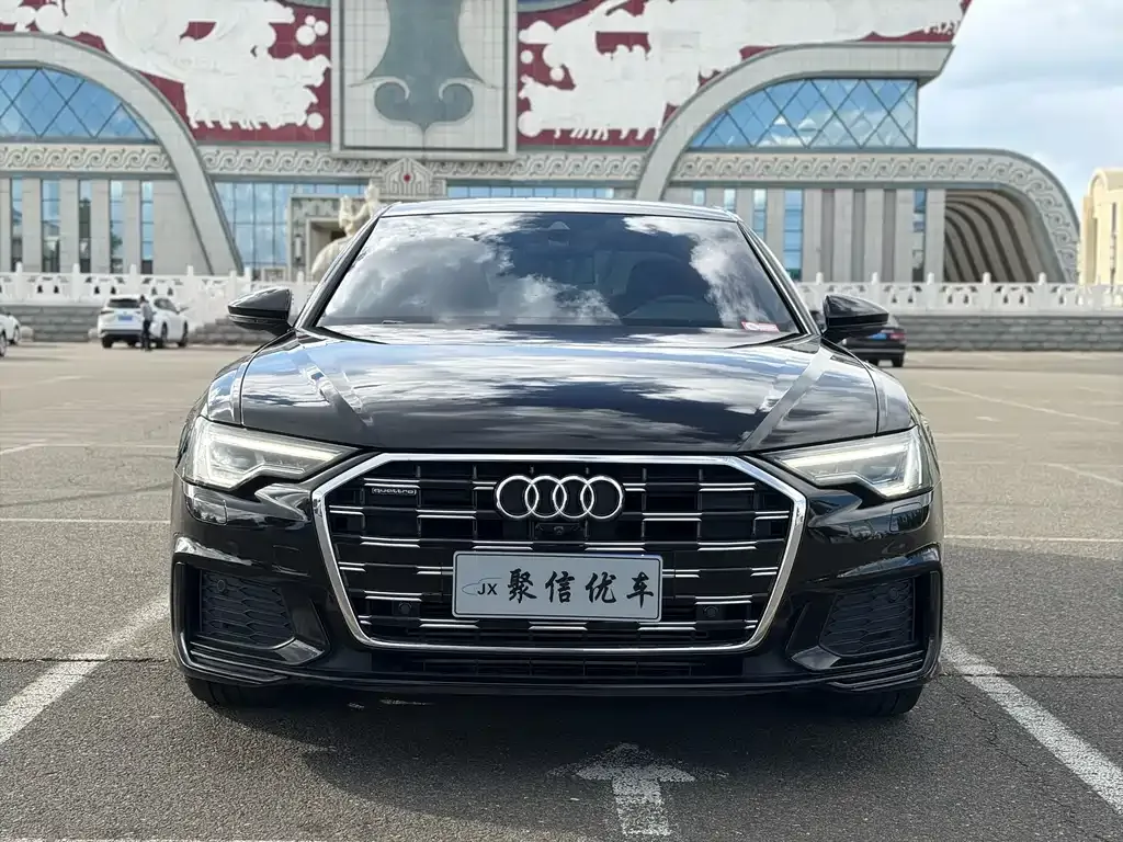 Audi A6L — фото 10
