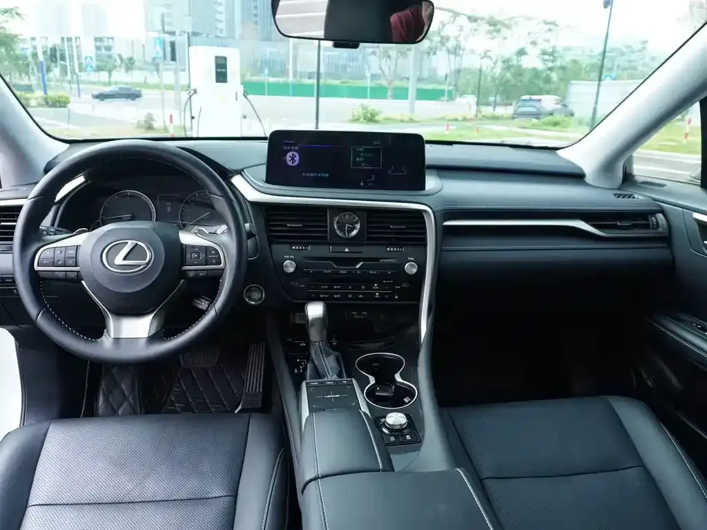 Lexus RX — фото 6