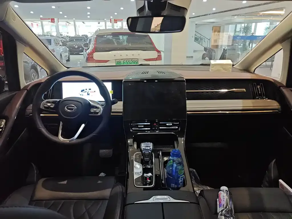 GAC Motor Trumpchi M8 — фото 10
