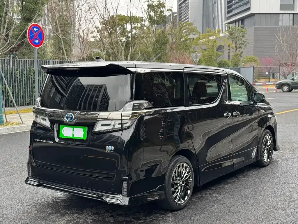 Toyota Vellfire 2021 из CN, фото 8