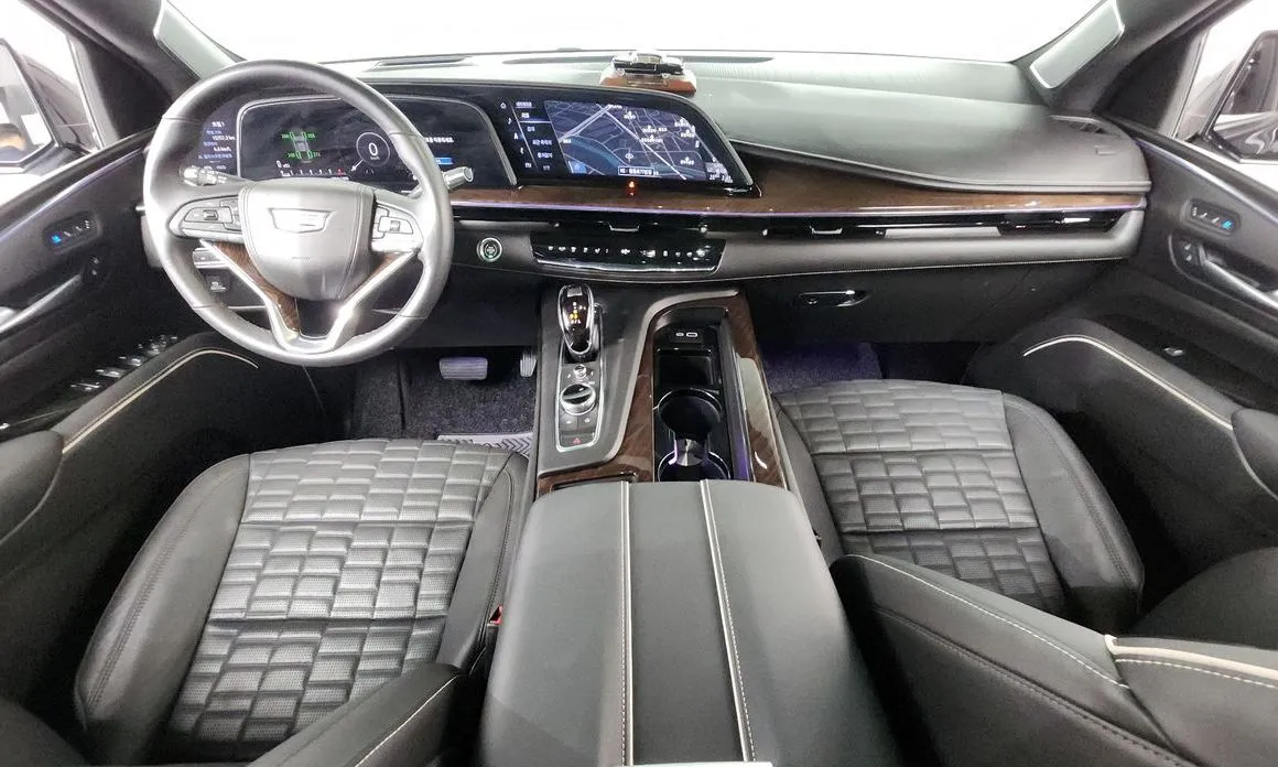 Cadillac Escalade 2023 из KR, фото 4