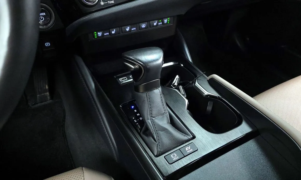 Lexus ES 2024 из KR, фото 8