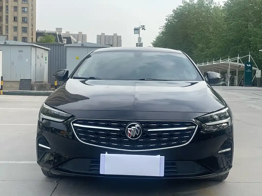 Buick Regal — фото 2