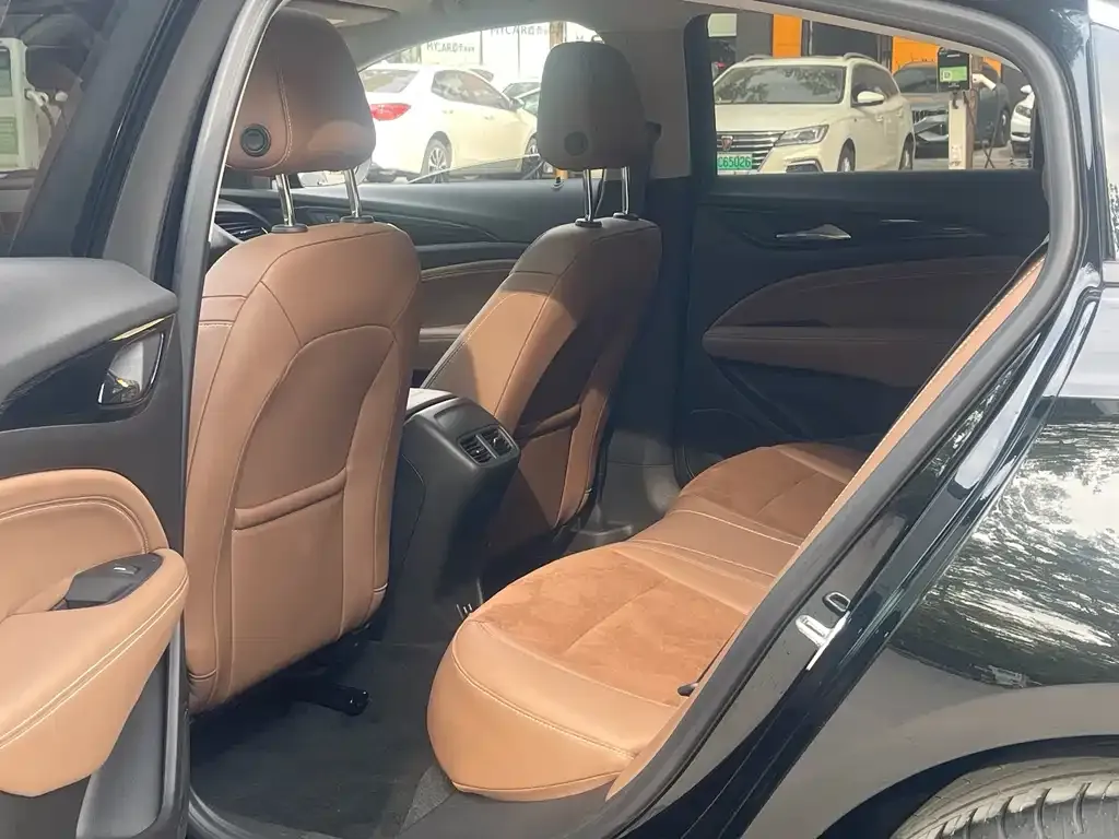 Buick Regal — фото 8