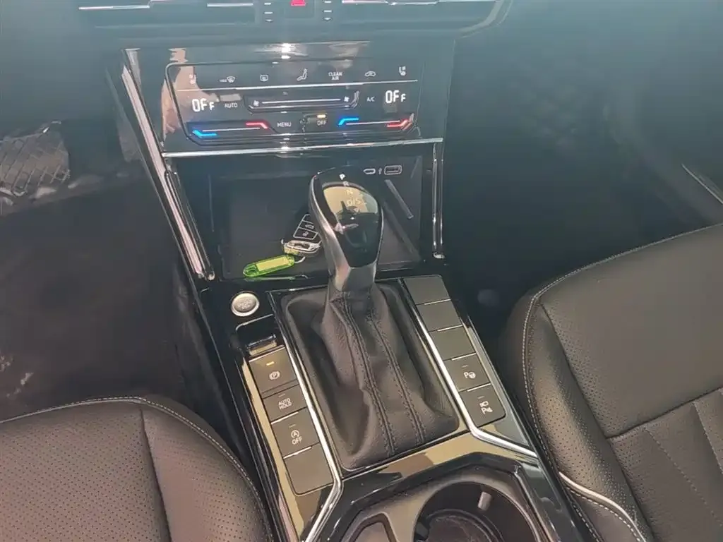 Volkswagen Passat — фото 4