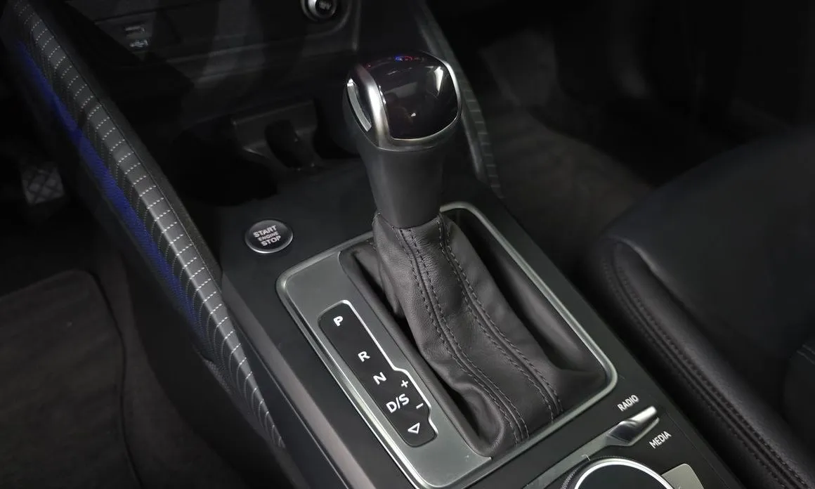 Audi Q2 2023 из KR, фото 3