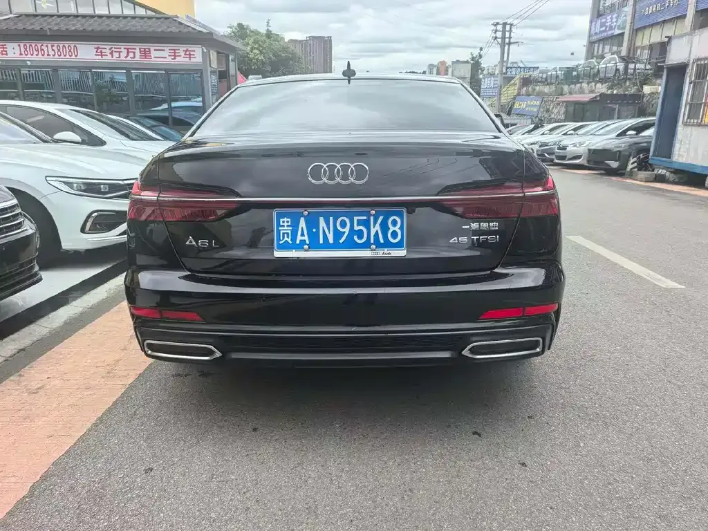 Audi A6L 2021 из CN, фото 7
