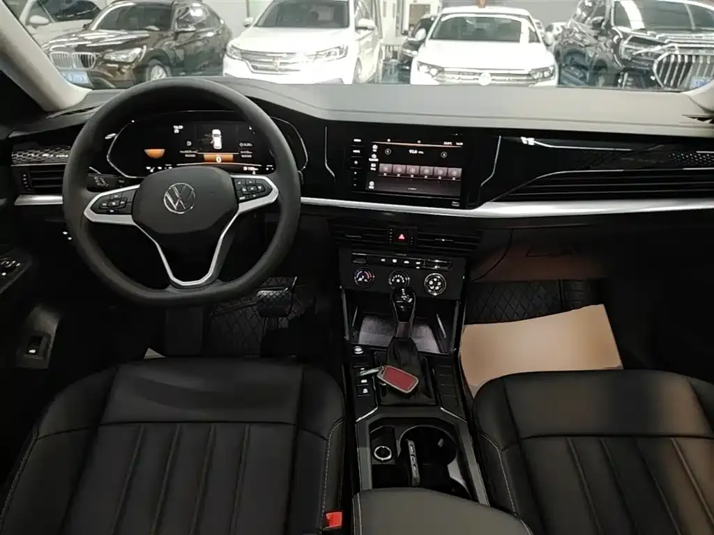 Volkswagen Passat 2024 из CN, фото 5