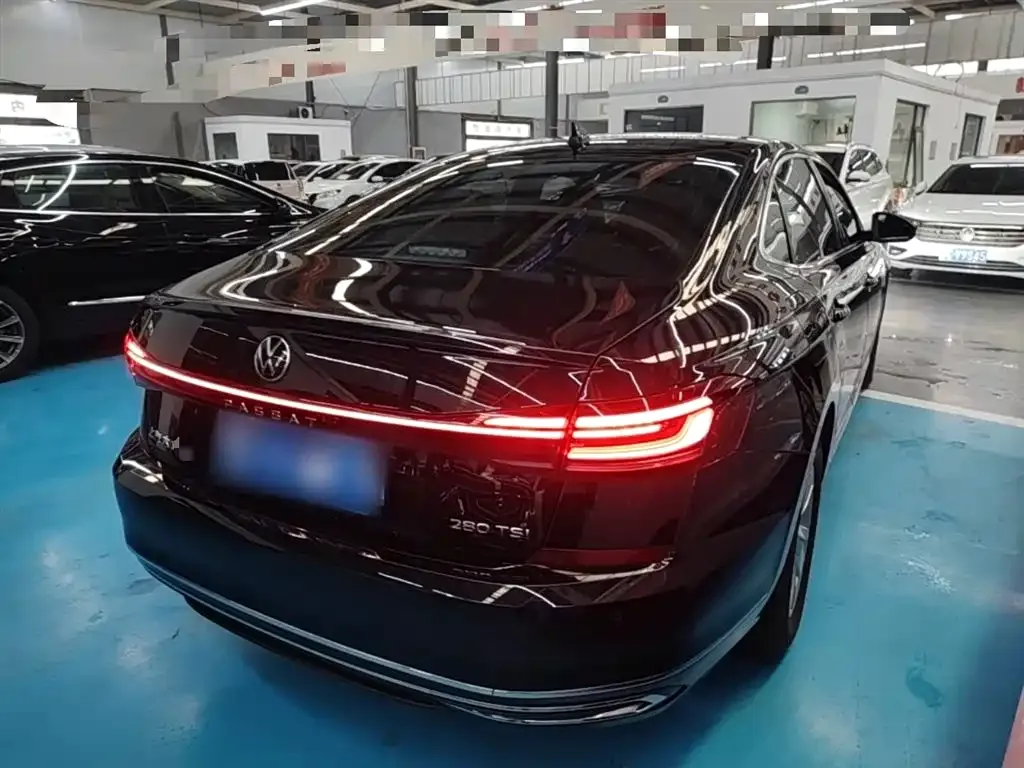 Volkswagen Passat 2024 из CN, фото 10