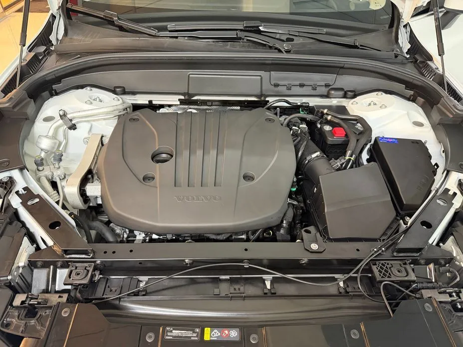 Volvo XC60 2026 из KR, фото 9